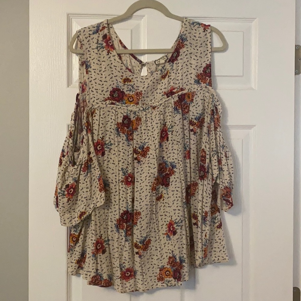 Plus size cold shoulder blouse